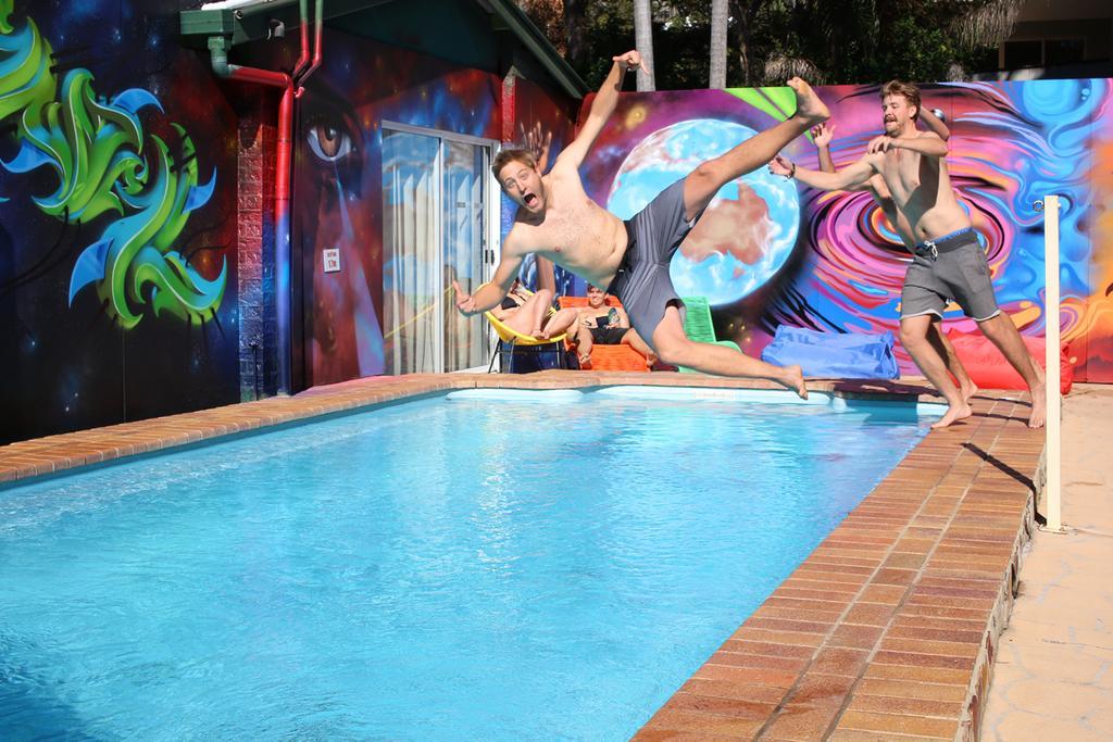 Aussitel Backpackers Vandrarhem Coffs Harbour Exteriör bild